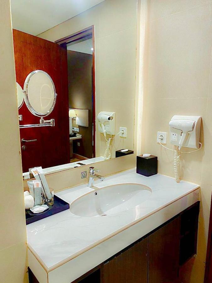Harper Palembang By Aston Hotell Eksteriør bilde