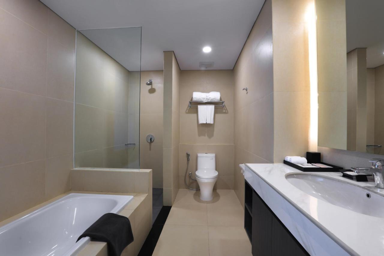 Harper Palembang By Aston Hotell Eksteriør bilde