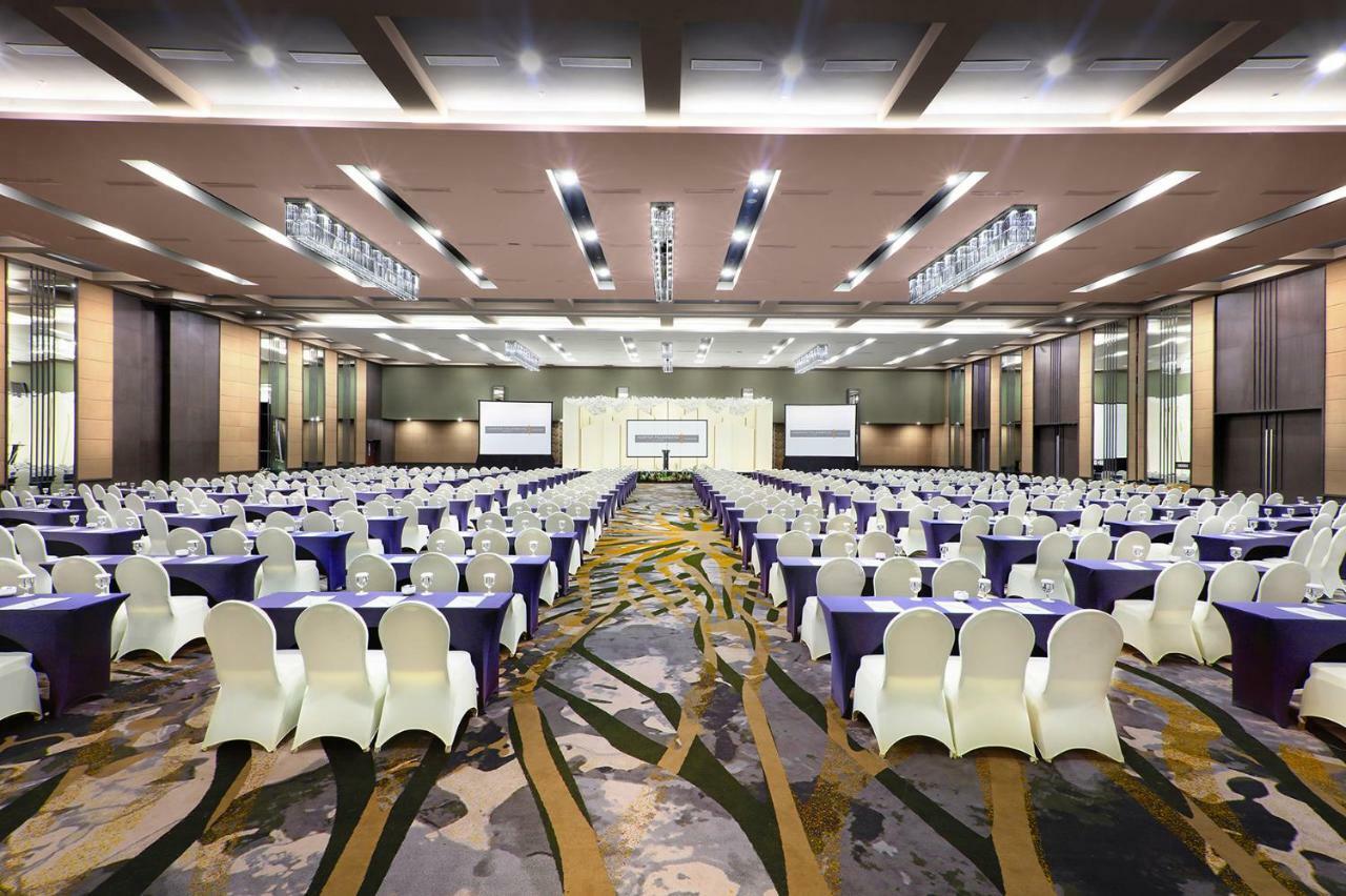 Harper Palembang By Aston Hotell Eksteriør bilde